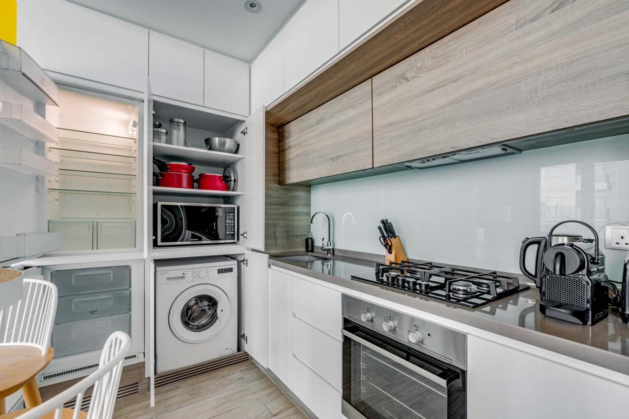 Knokey Marina Comfortable With Pool And Gym Apartamento